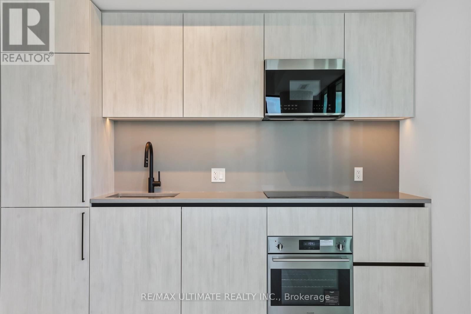 3011 - 35 PARLIAMENT AVENUE Image 10