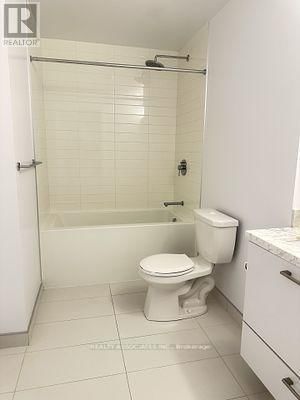 3104 - 2221 YONGE STREET Image 9