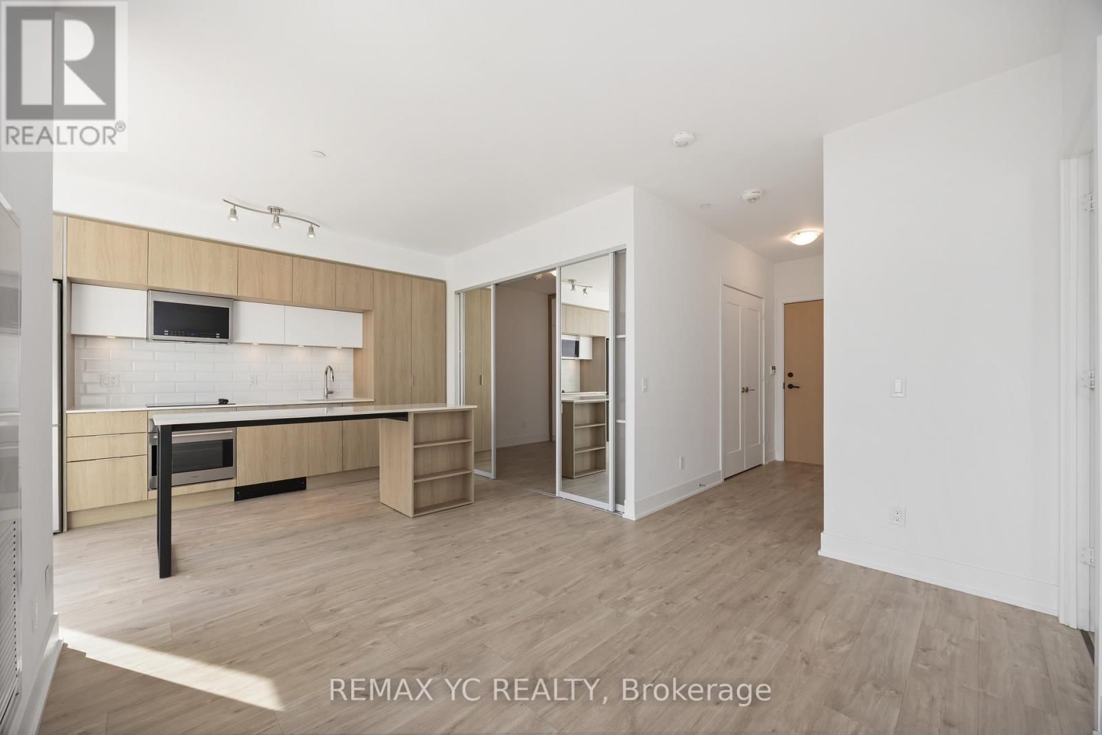 801 - 1 BELSIZE DRIVE Image 11