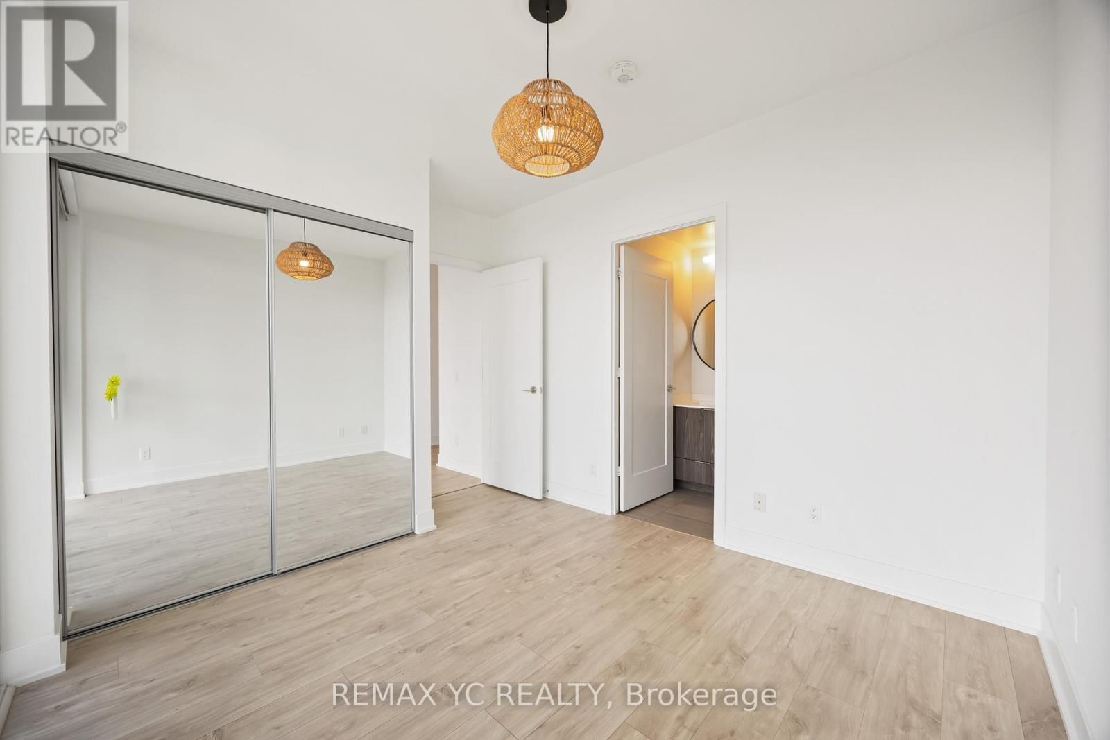 801 - 1 BELSIZE DRIVE Image 15