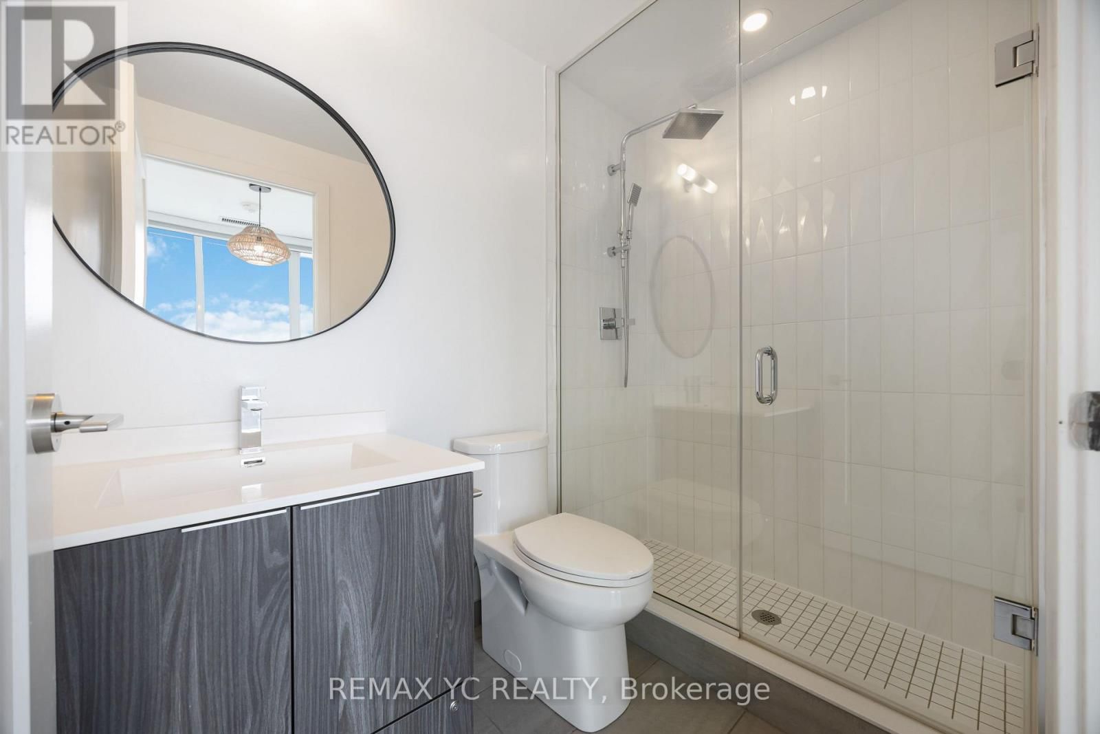 801 - 1 BELSIZE DRIVE Image 17