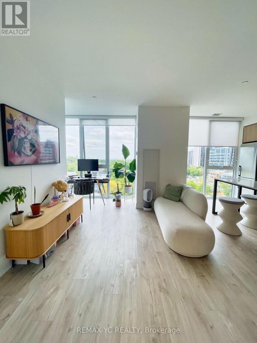 801 - 1 BELSIZE DRIVE Image 3