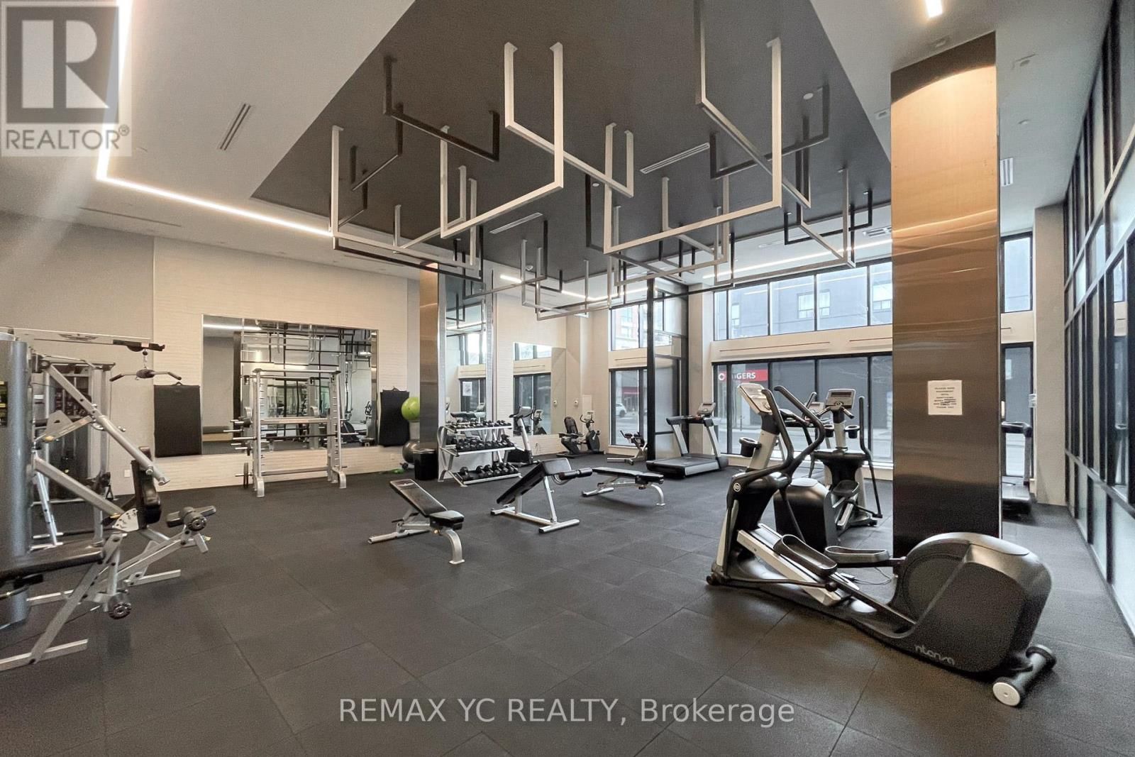 801 - 1 BELSIZE DRIVE Image 30