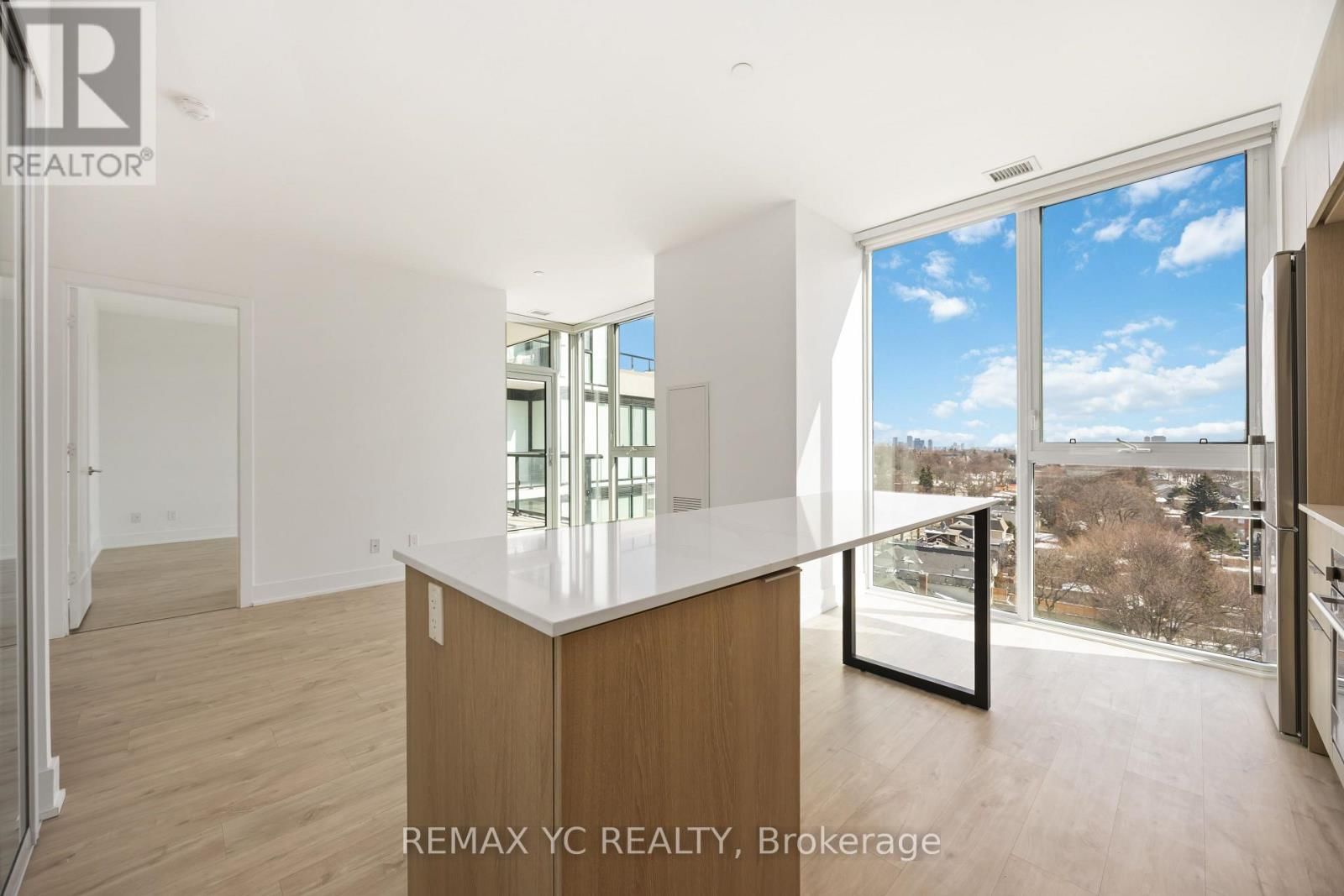 801 - 1 BELSIZE DRIVE Image 8