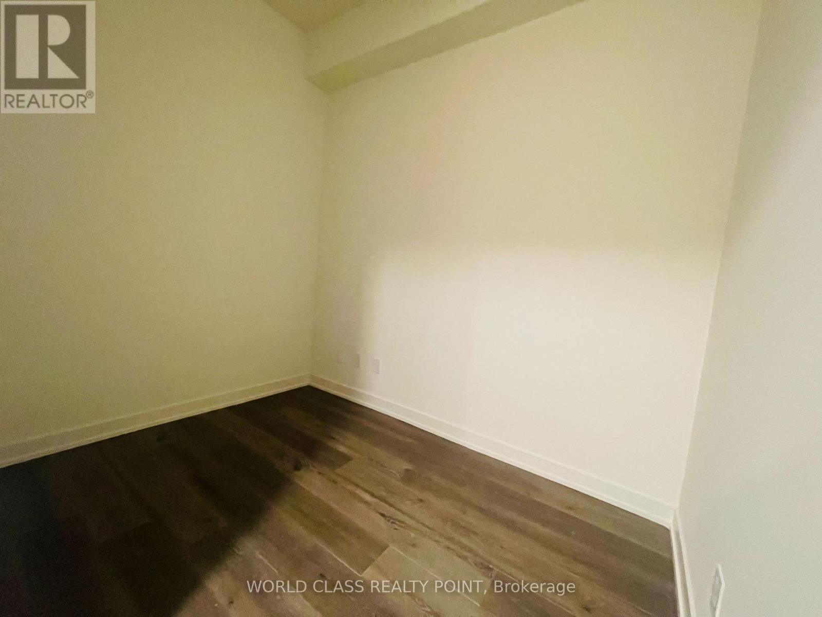 1206 - 10 DEERLICK COURT Image 4