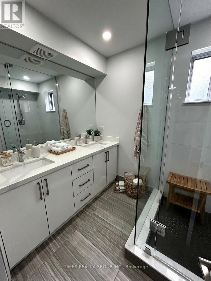 103 - 15 WALMER ROAD Image 7