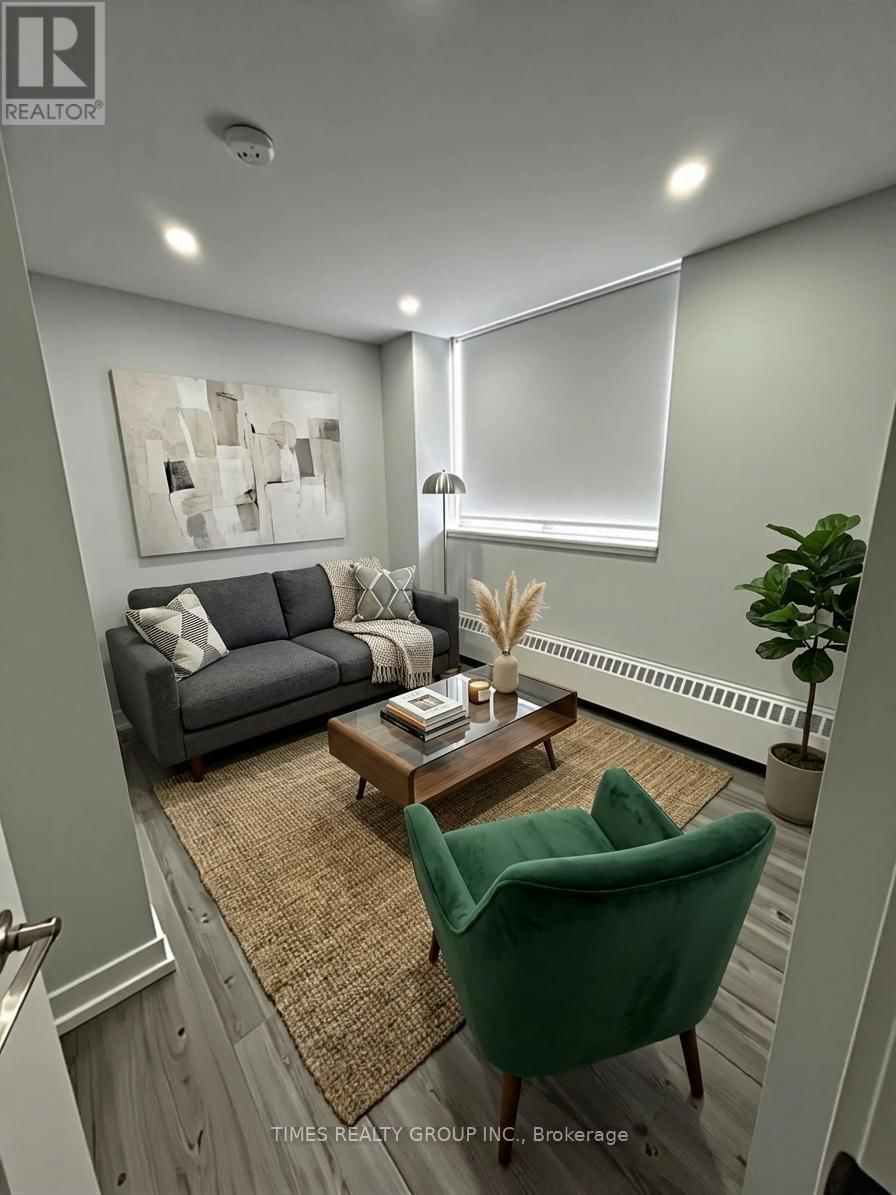 103 - 15 WALMER ROAD Image 8