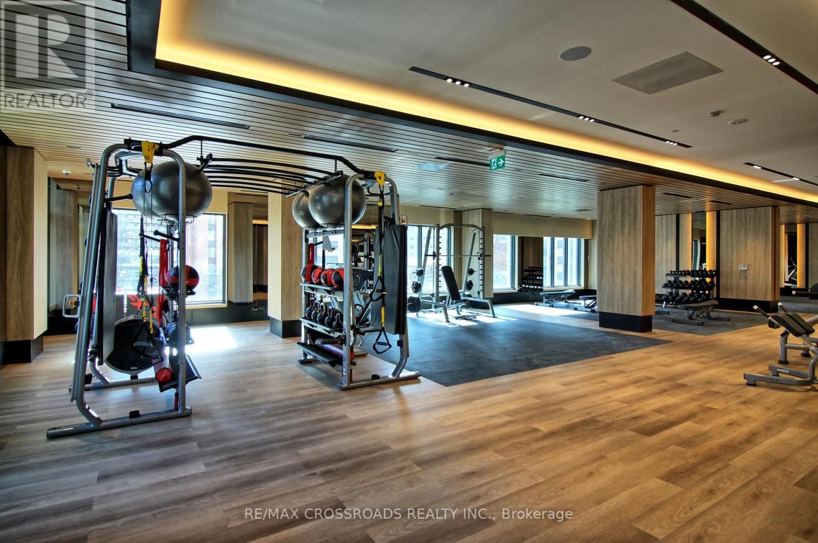 4310 - 252 CHURCH STREET Image 18