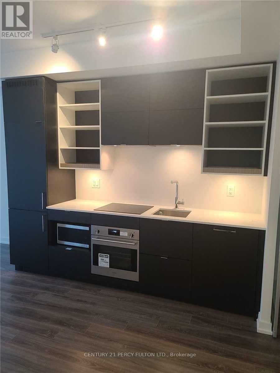 1009 - 20 EDWARD STREET Image 17