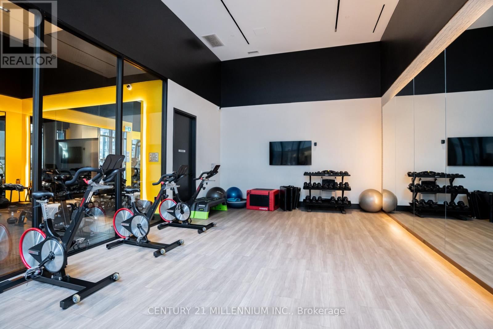 S608 - 180 MILL STREET Image 40