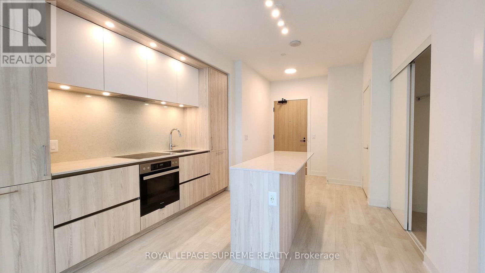 2703 - 15 MERCER STREET Image 5