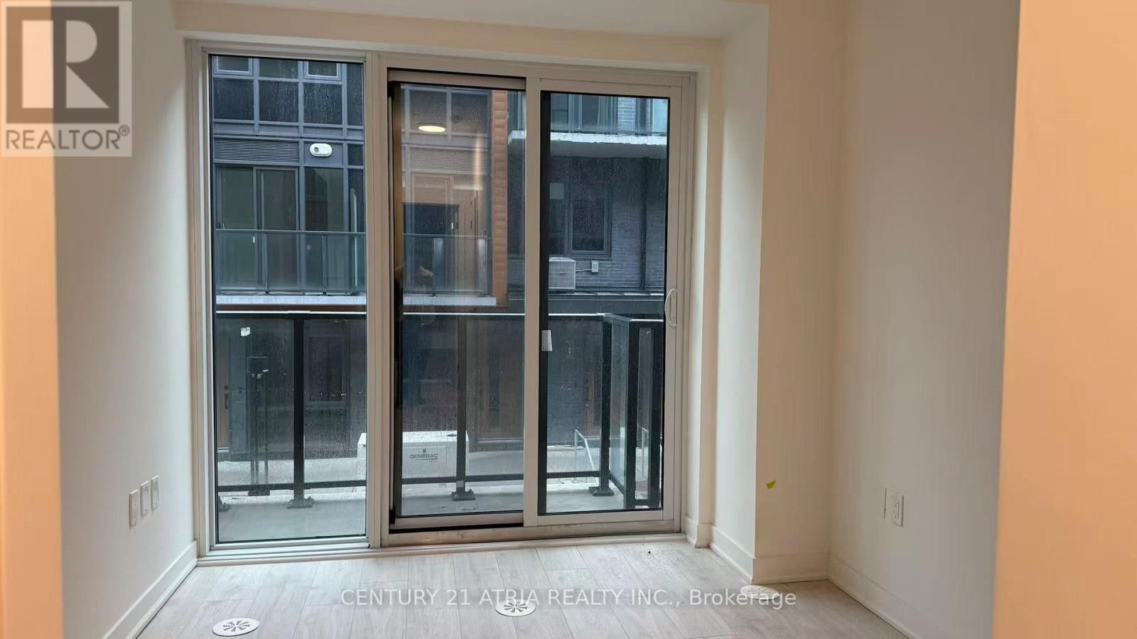 70 - 71 CURLEW DRIVE Image 10