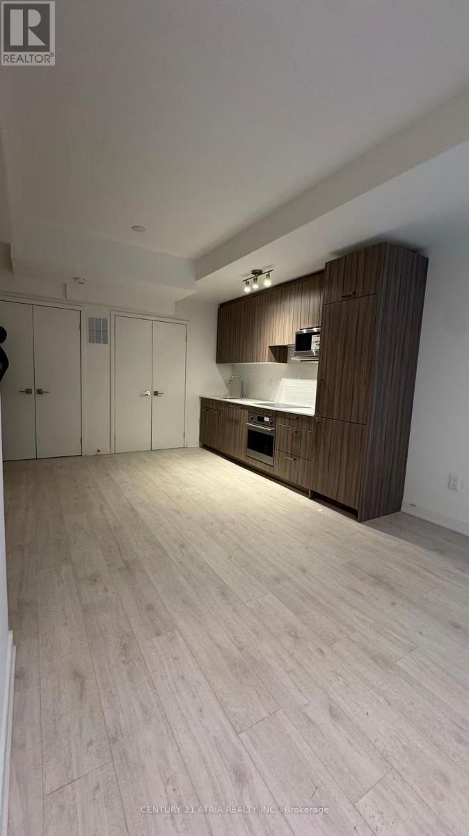 70 - 71 CURLEW DRIVE Image 2