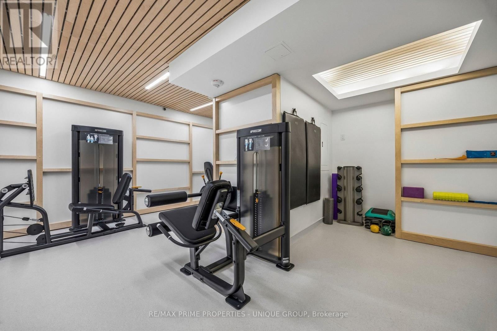 805 - 55 PRINCE ARTHUR AVENUE Image 44