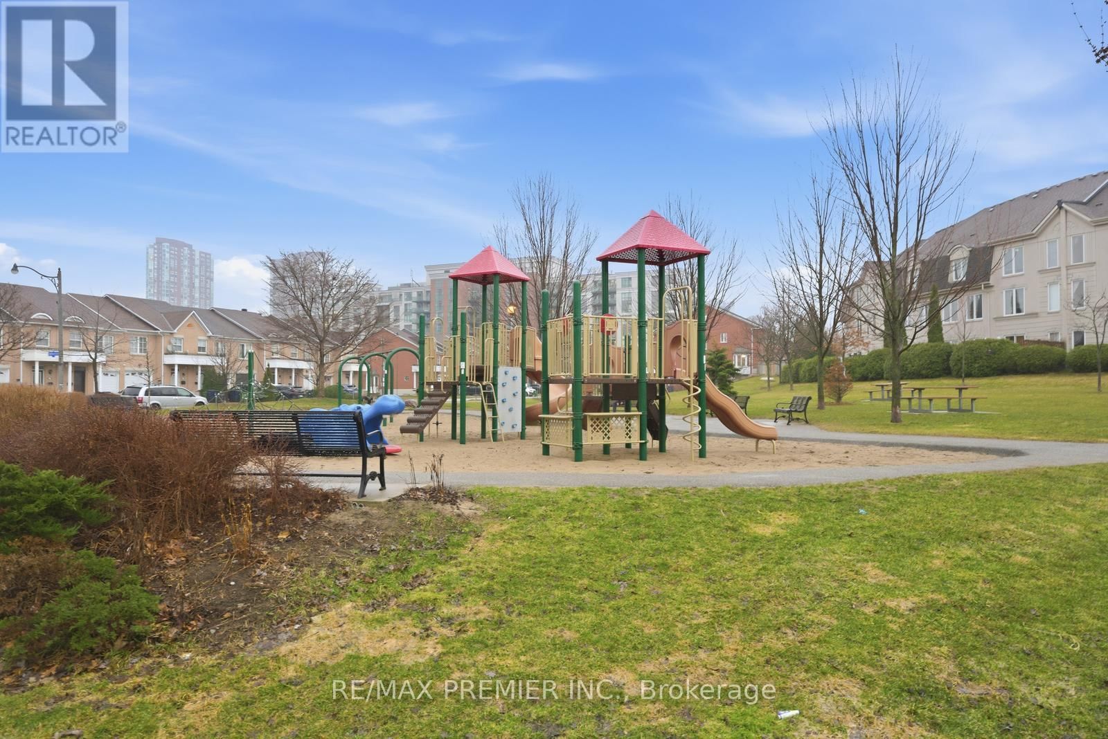 PH20 - 16 DALLIMORE CIRCLE Image 35