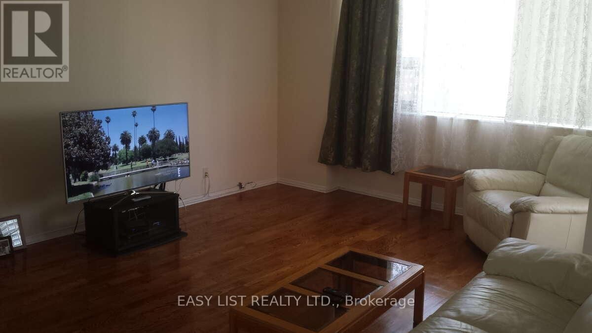 1001 - 393 KING STREET WEST Image 8