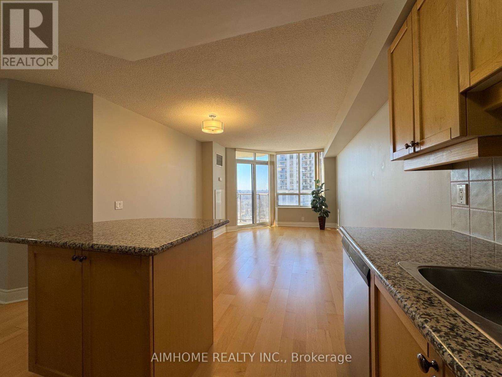 2223 - 80 HARRISON GARDEN BOULEVARD Image 10