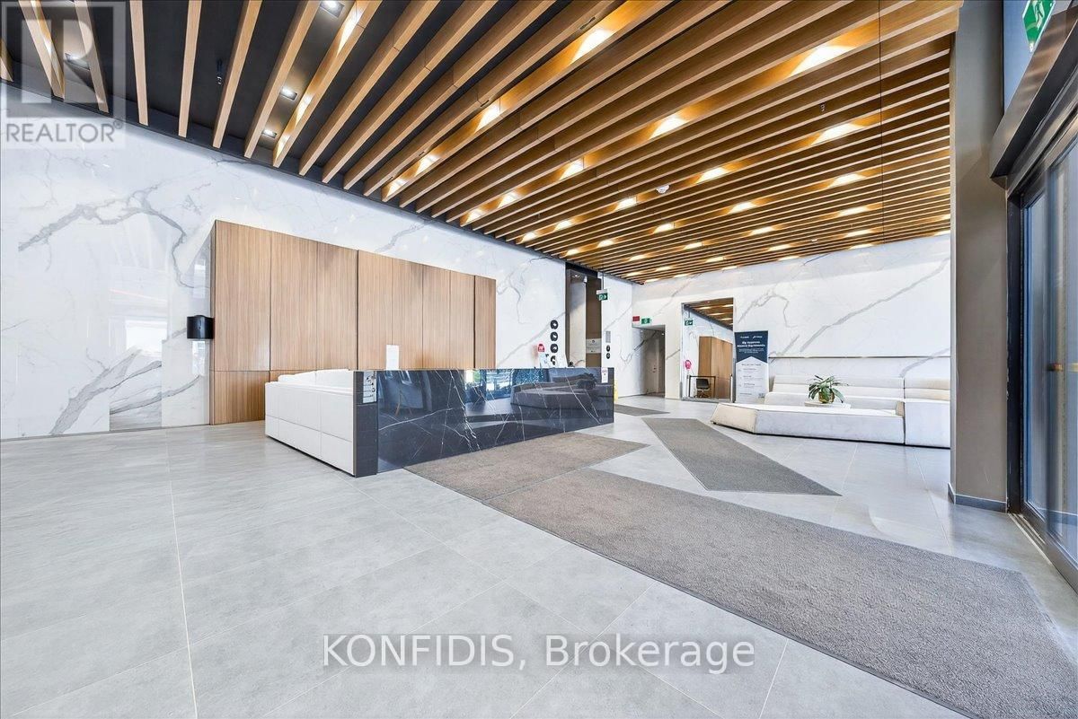 732 - 161 ROEHAMPTON AVENUE Image 22