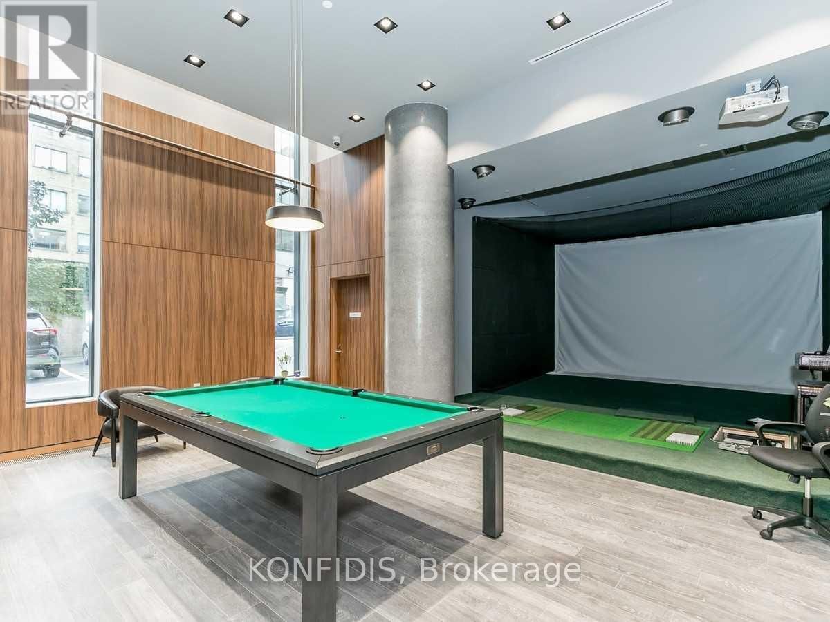 732 - 161 ROEHAMPTON AVENUE Image 26