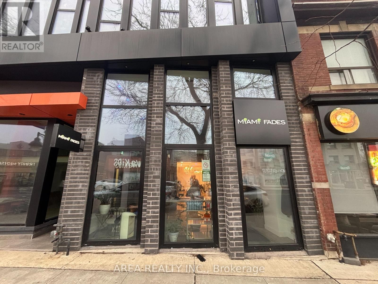 3429 YONGE STREET Image 1