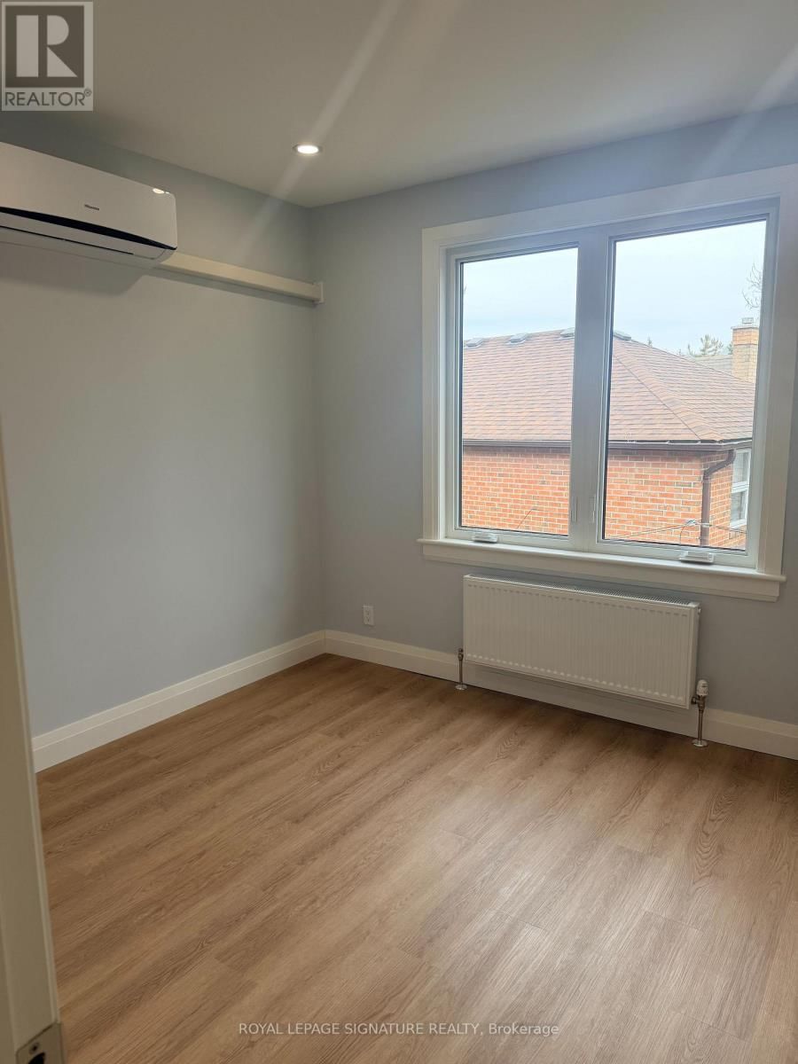 2 - 1727A BAYVIEW AVENUE Image 13