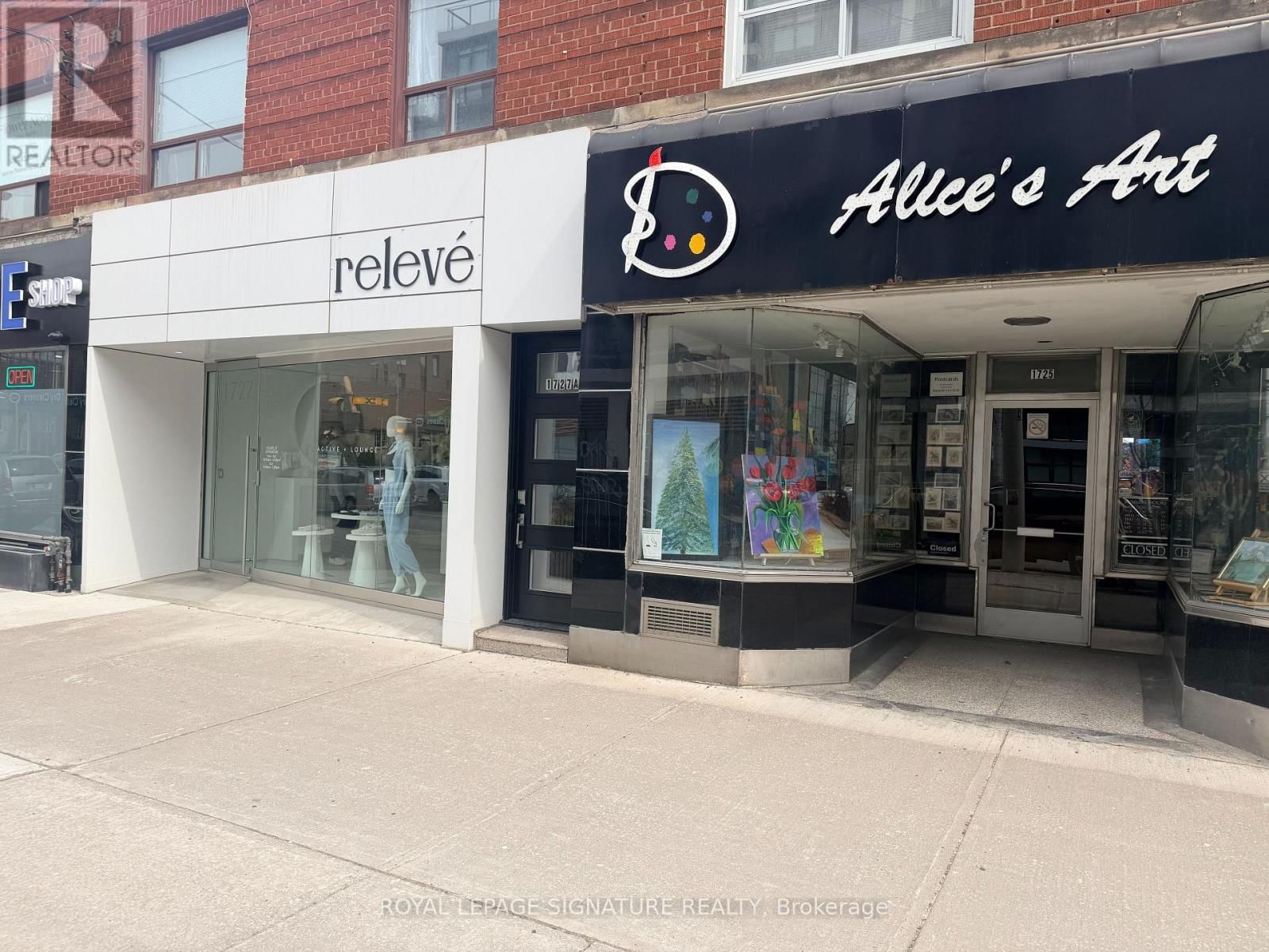 2 - 1727A BAYVIEW AVENUE Image 2