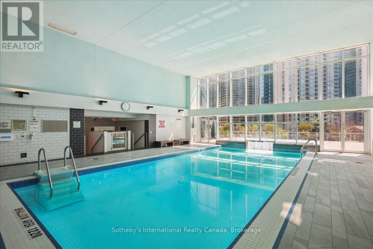 1804 - 218 QUEENS QUAY WEST Image 34