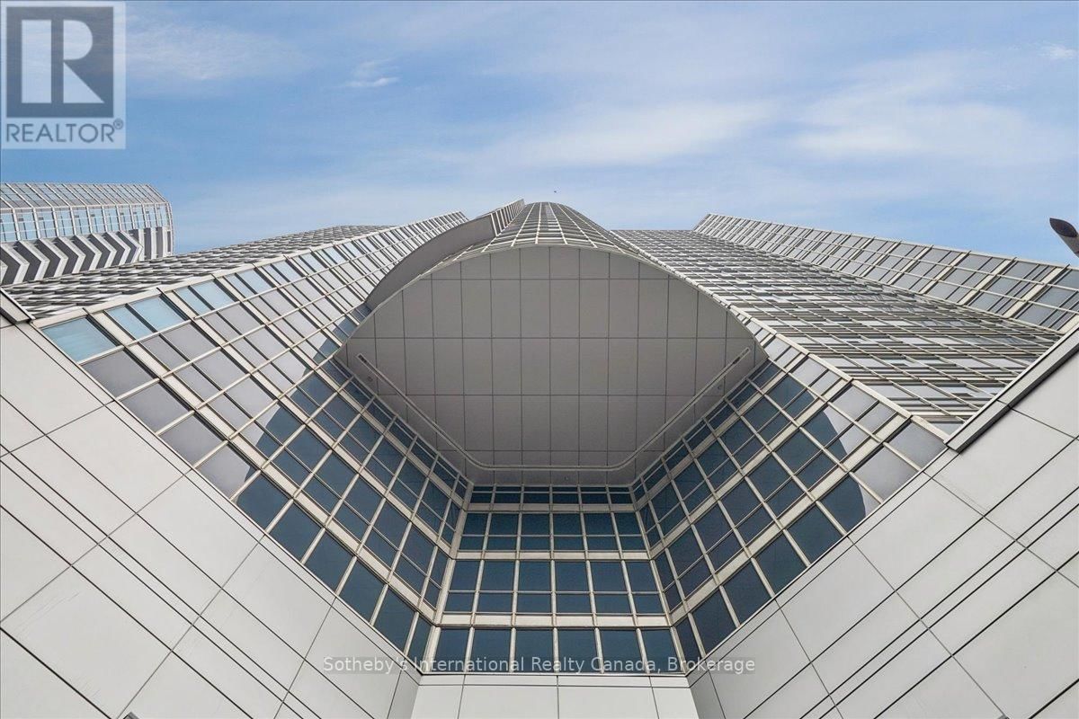 1804 - 218 QUEENS QUAY WEST Image 37