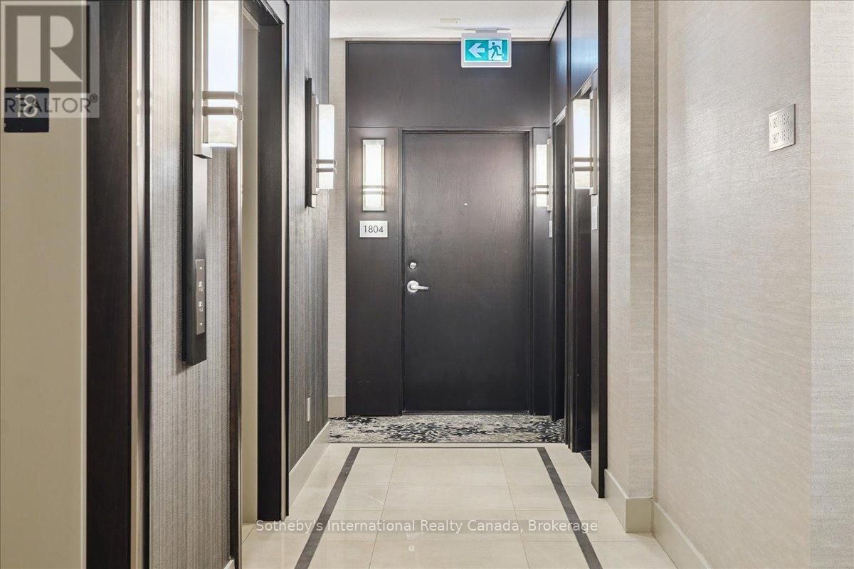 1804 - 218 QUEENS QUAY WEST Image 4