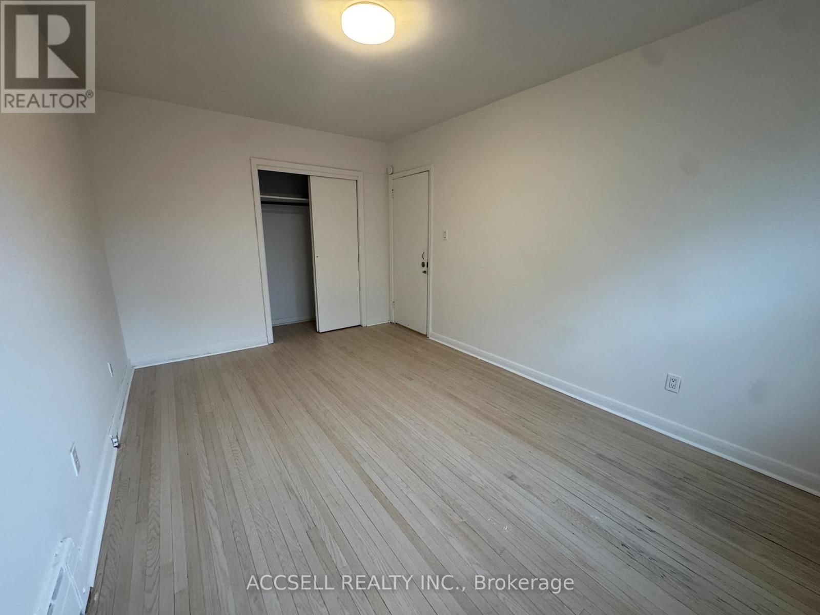 Upper - 99 KENWOOD AVENUE Image 11