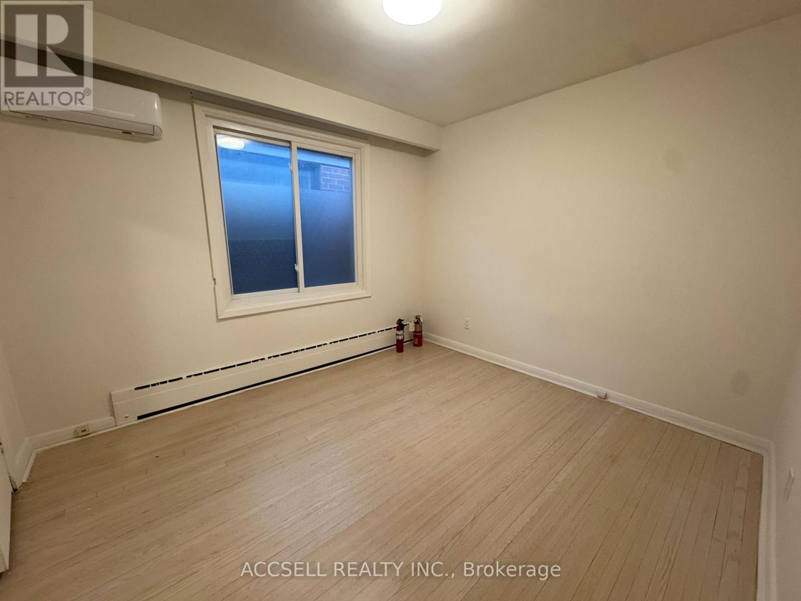 Upper - 99 KENWOOD AVENUE Image 9