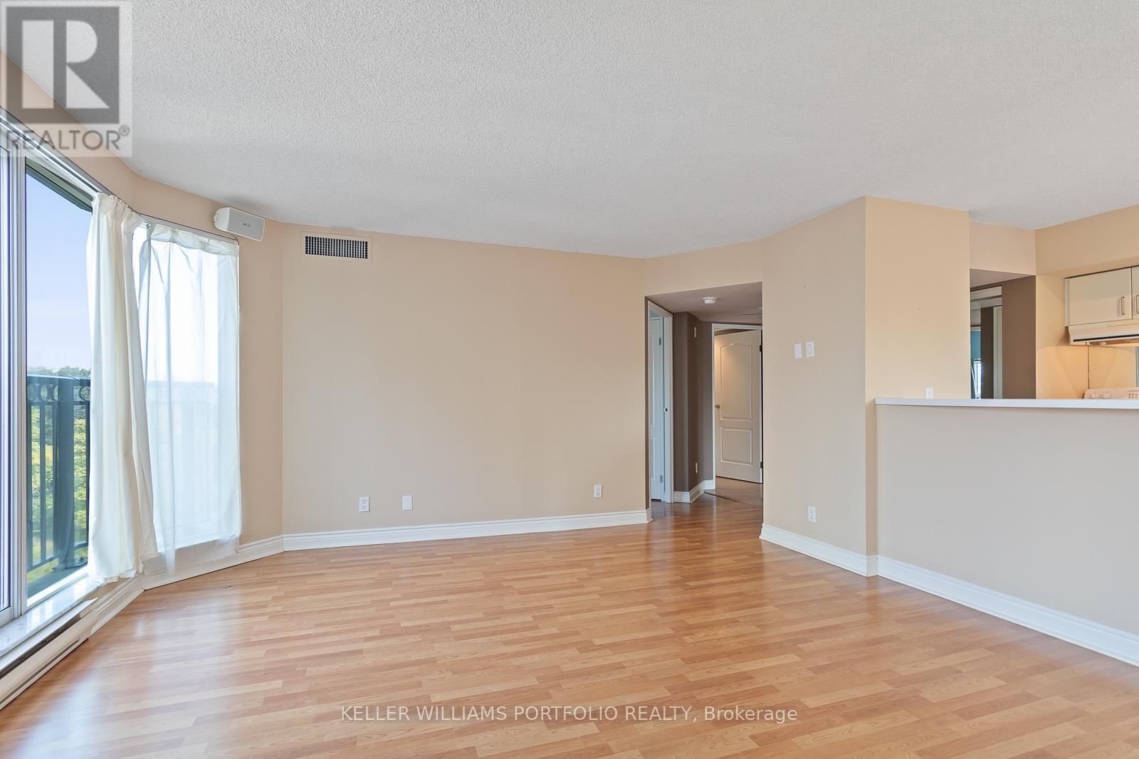 604 - 97 LAWTON BOULEVARD Image 13