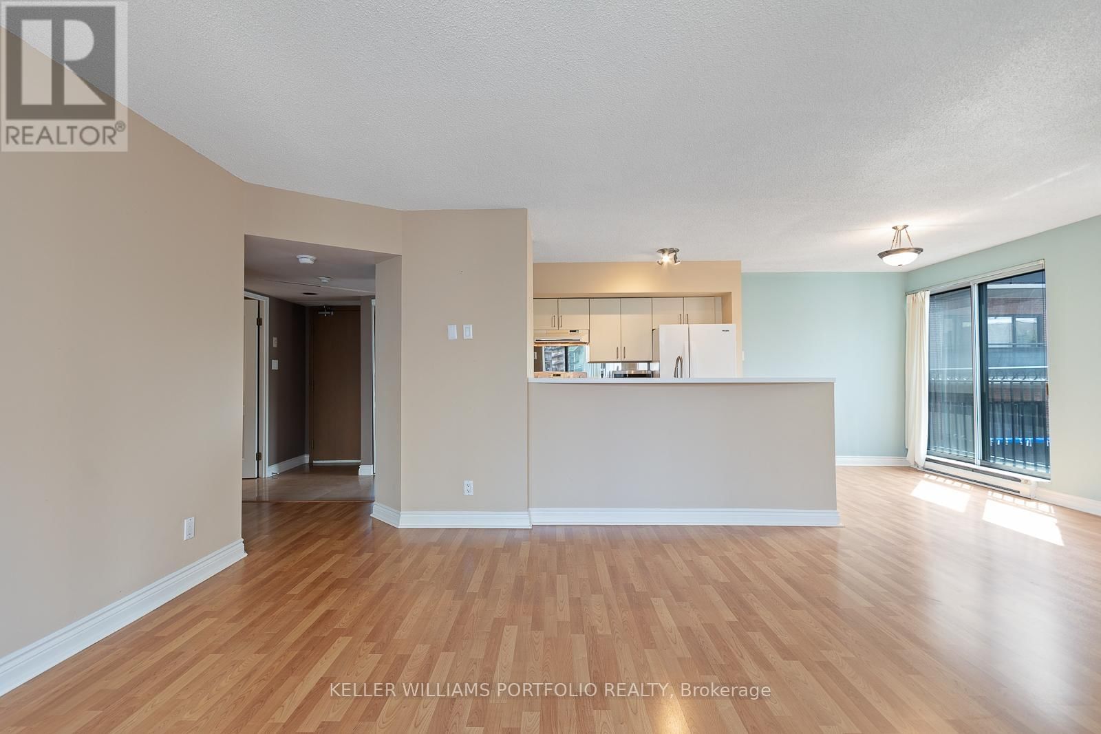 604 - 97 LAWTON BOULEVARD Image 14