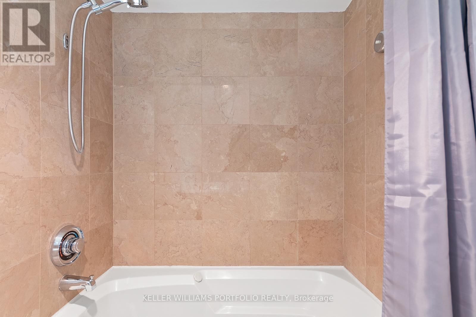 604 - 97 LAWTON BOULEVARD Image 21