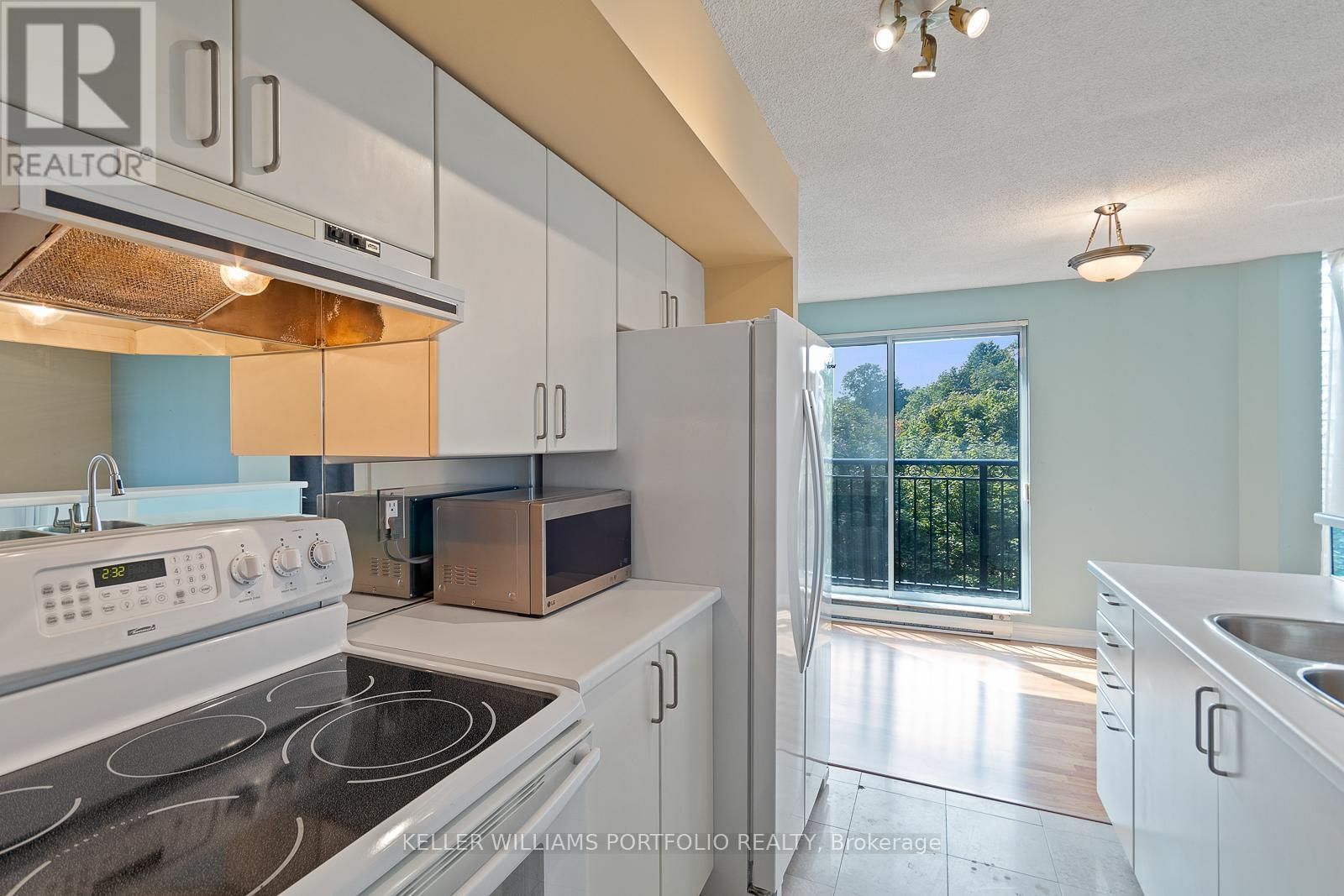 604 - 97 LAWTON BOULEVARD Image 5