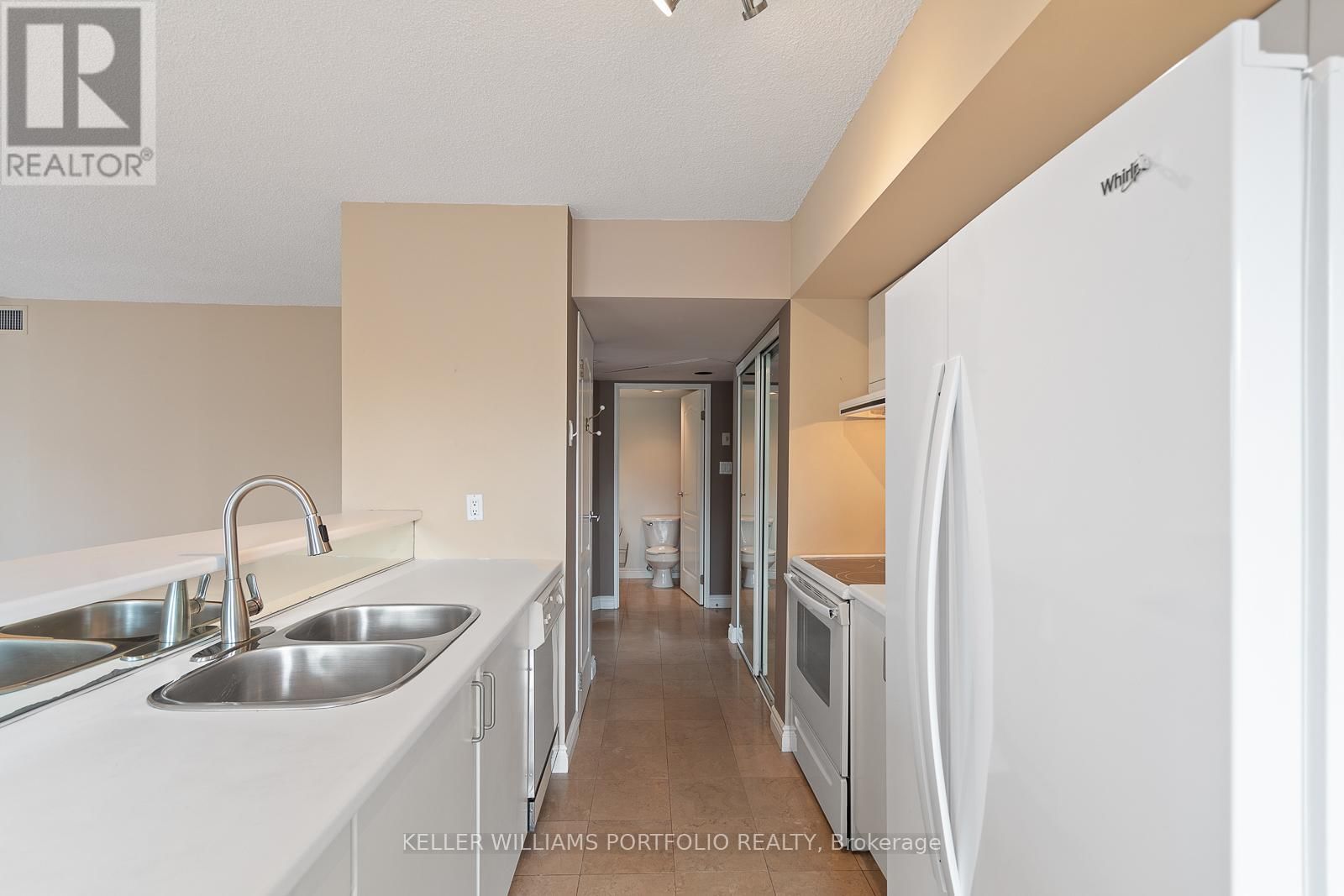 604 - 97 LAWTON BOULEVARD Image 7