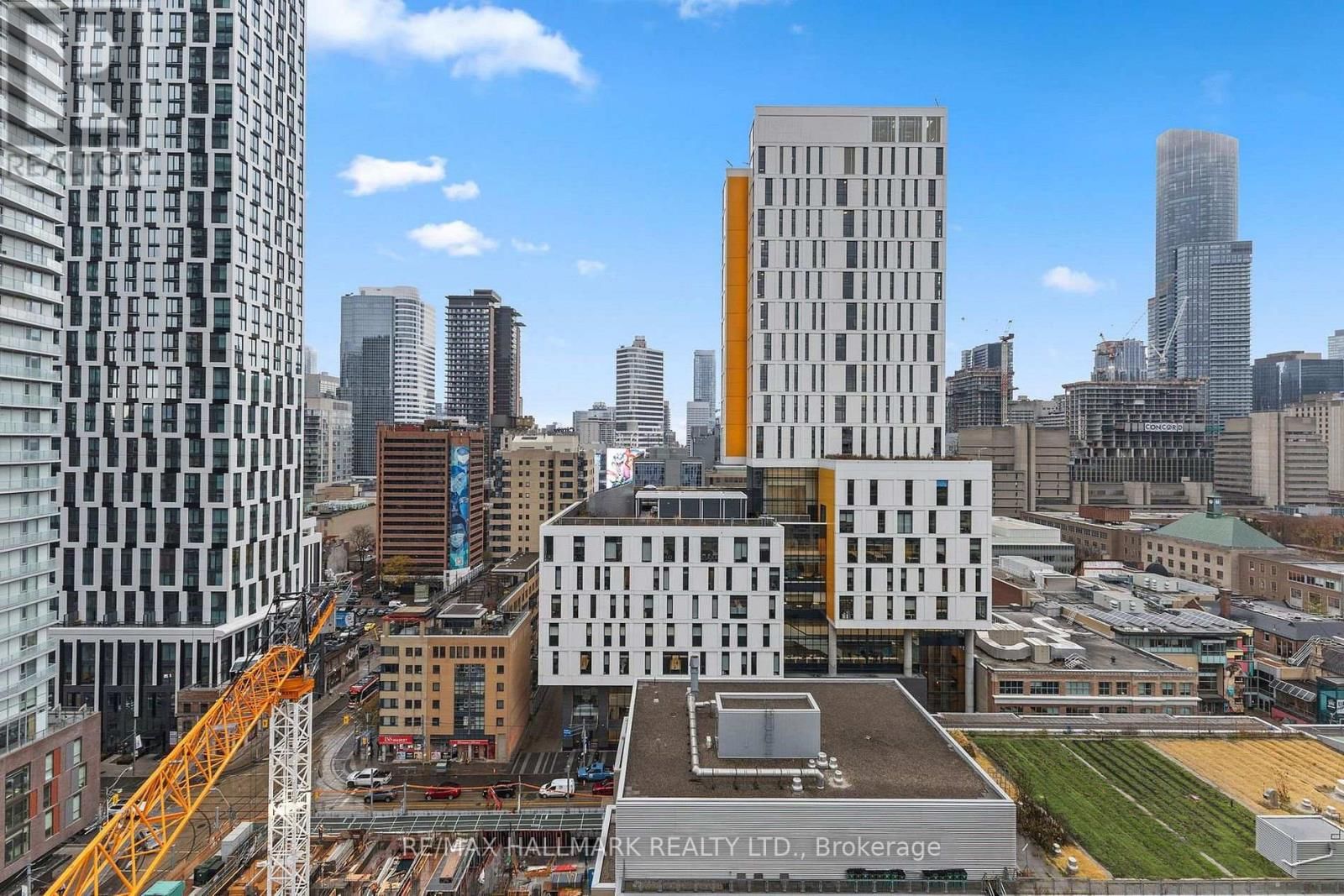 404 - 135 DALHOUSIE STREET Image 32