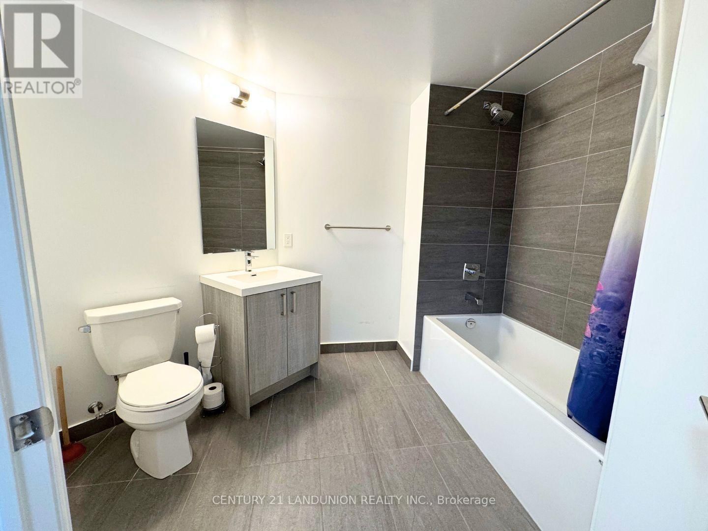 3504 - 77 MUTUAL STREET Image 6