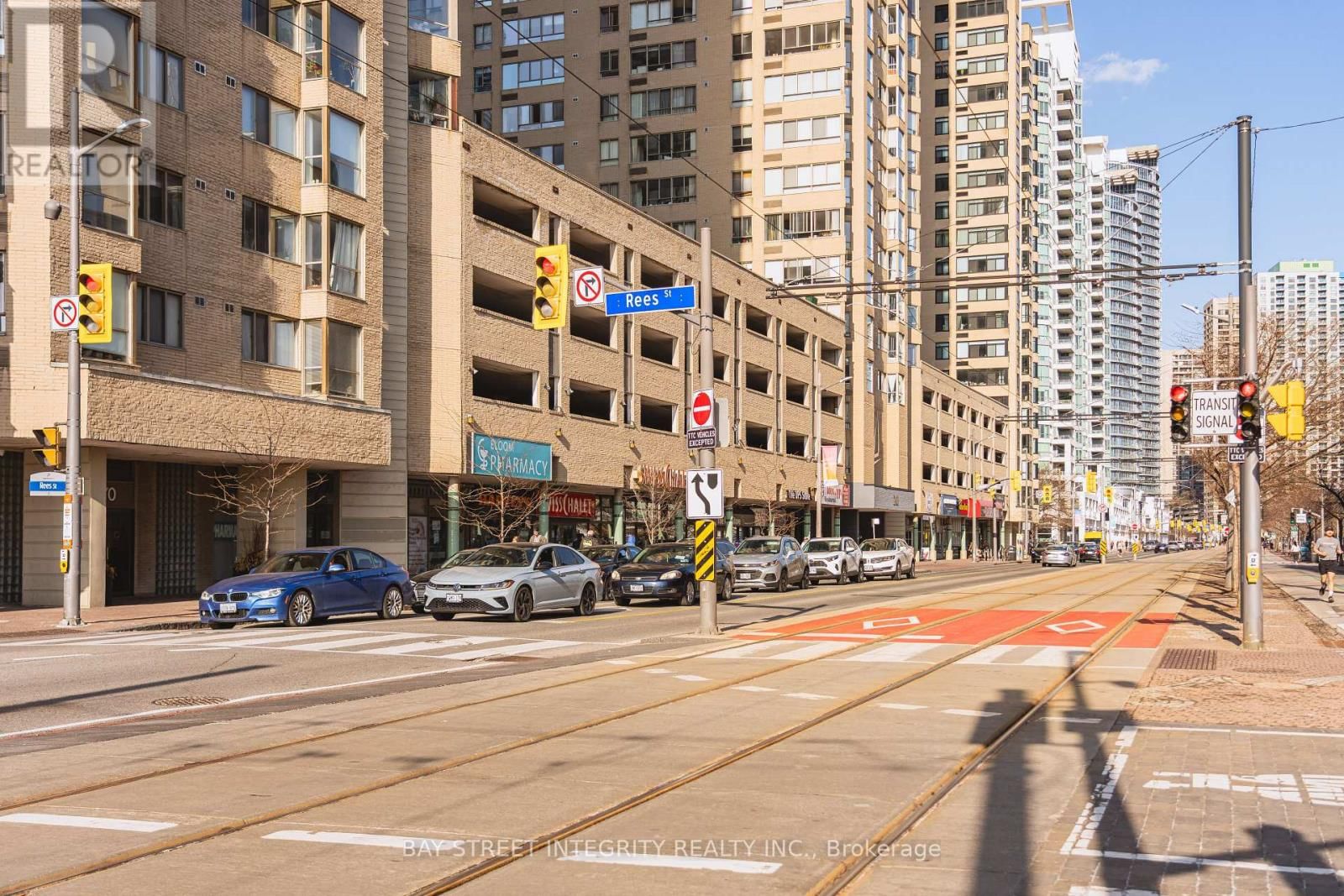 1107 - 270 QUEENS QUAY WEST Image 26