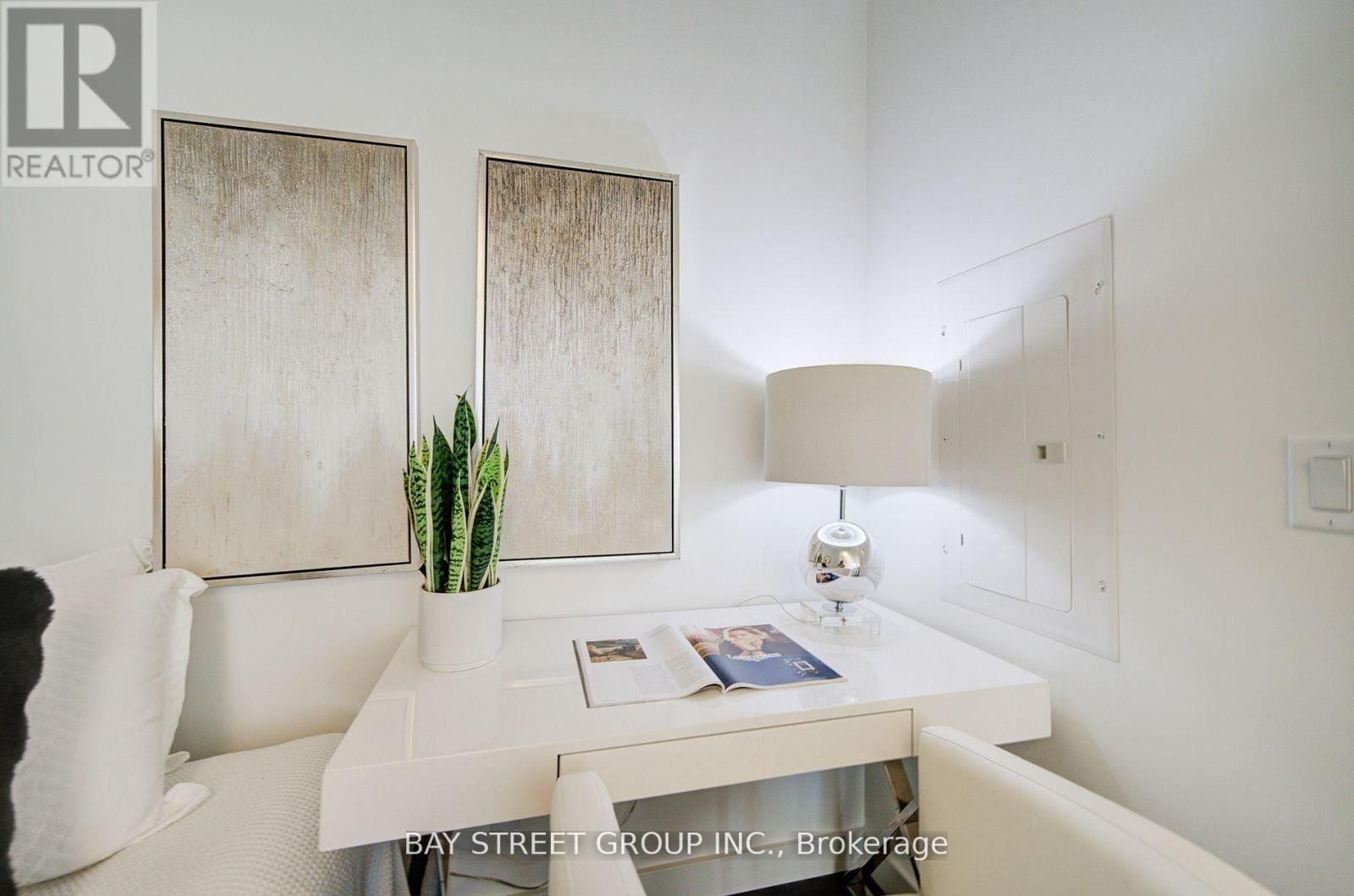 1507 - 27 MCMAHON DRIVE Image 22