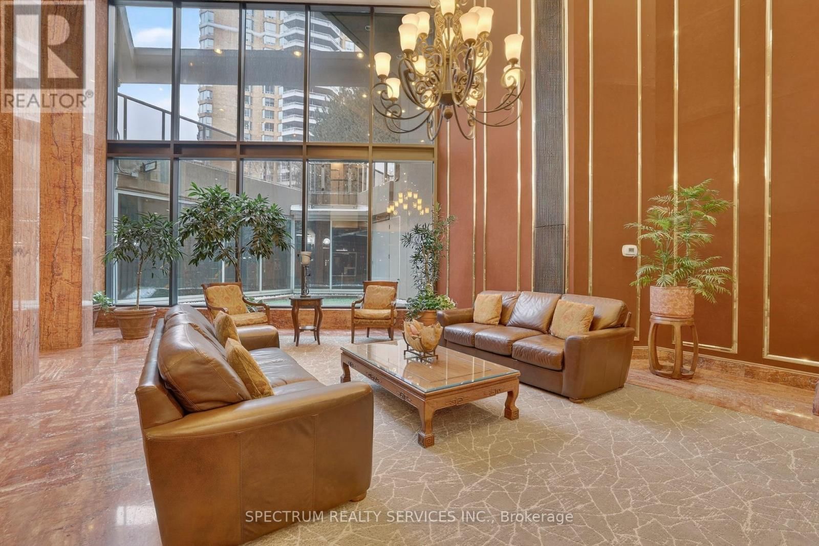 302 - 85 SKYMARK DRIVE Image 49