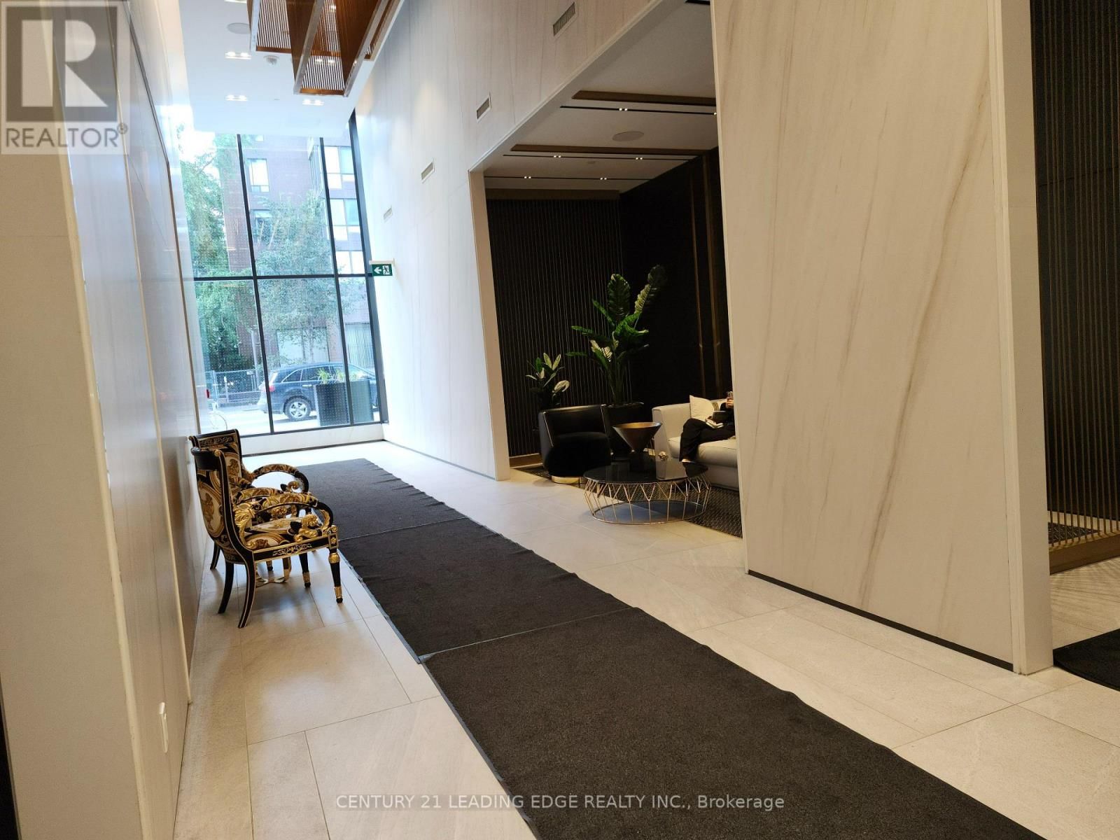 3705 - 319 JARVIS STREET Image 9