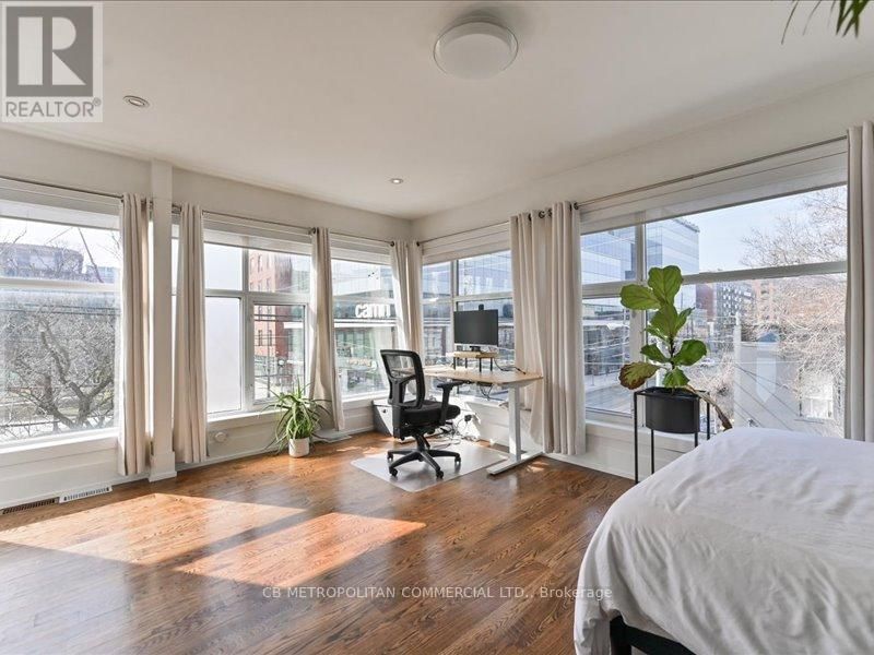 968 QUEEN STREET WEST Image 35