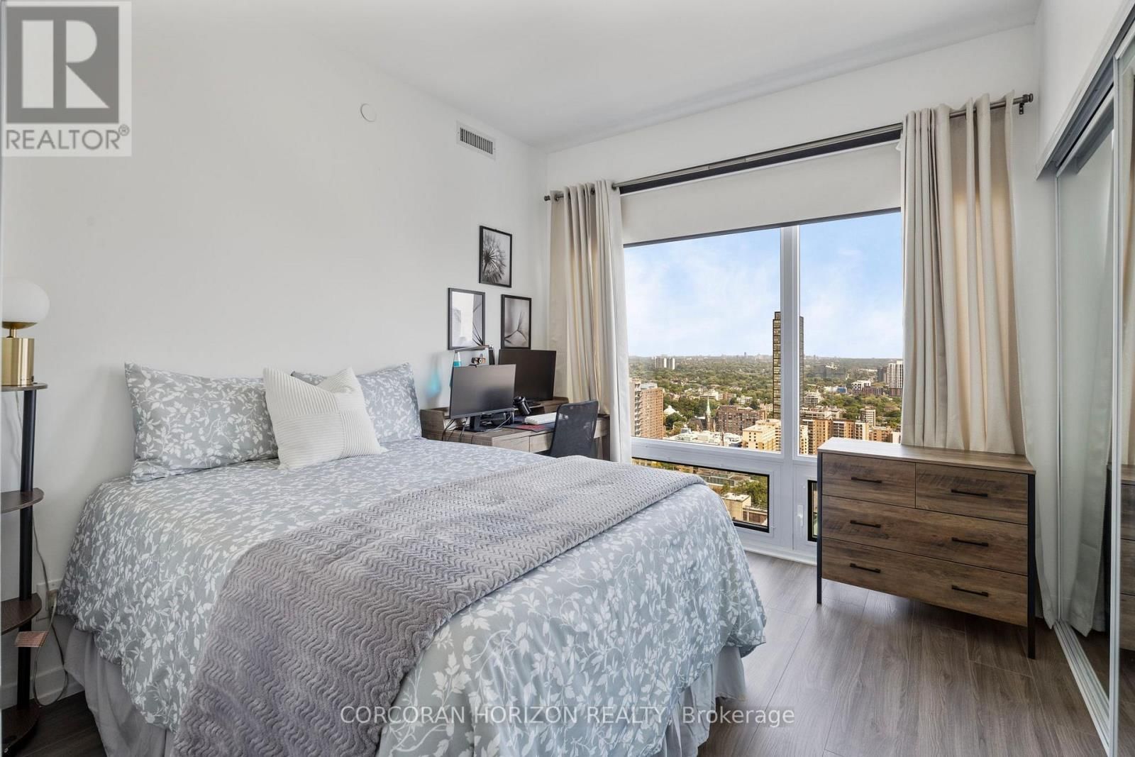 PH1 - 20 EDWARD STREET Image 36