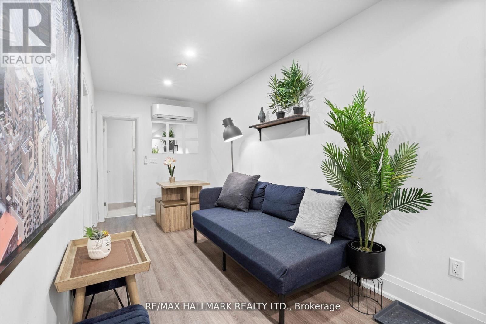 12 - 595 ST CLAIR AVENUE WEST Image 12