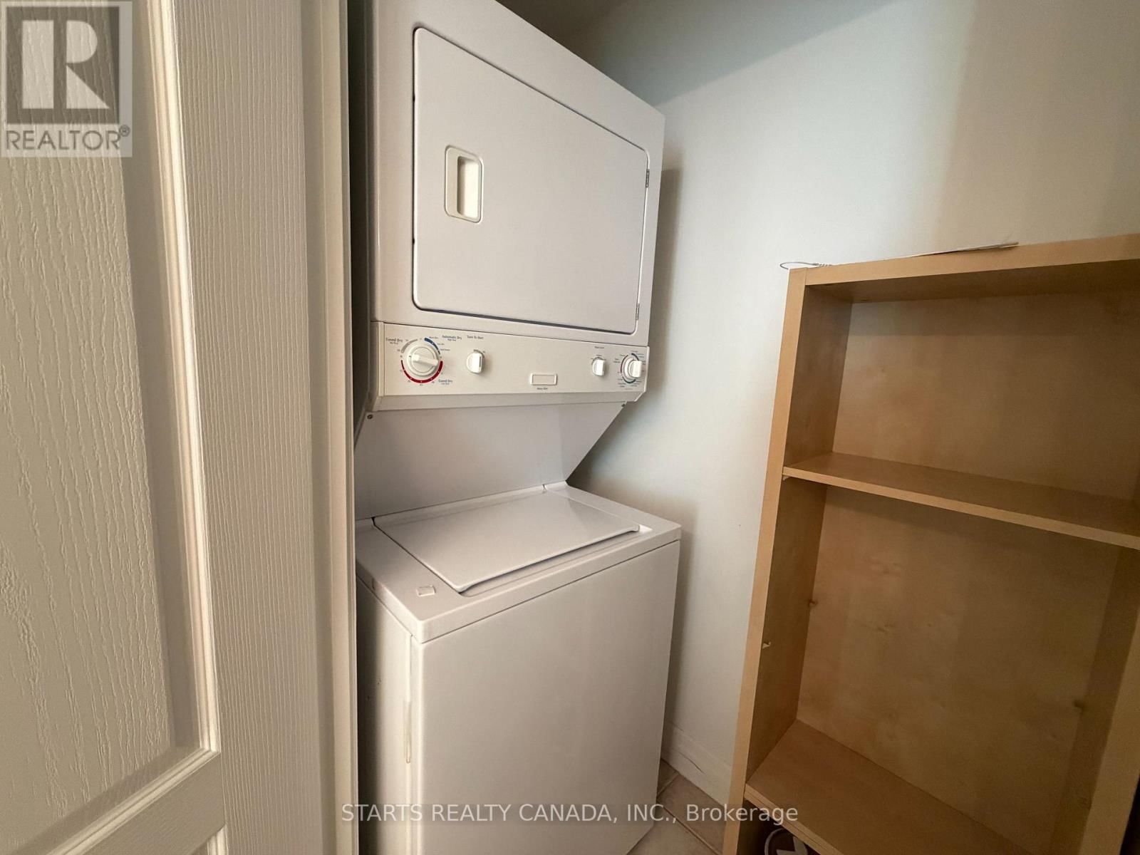 2804 - 21 HILLCREST AVENUE Image 6