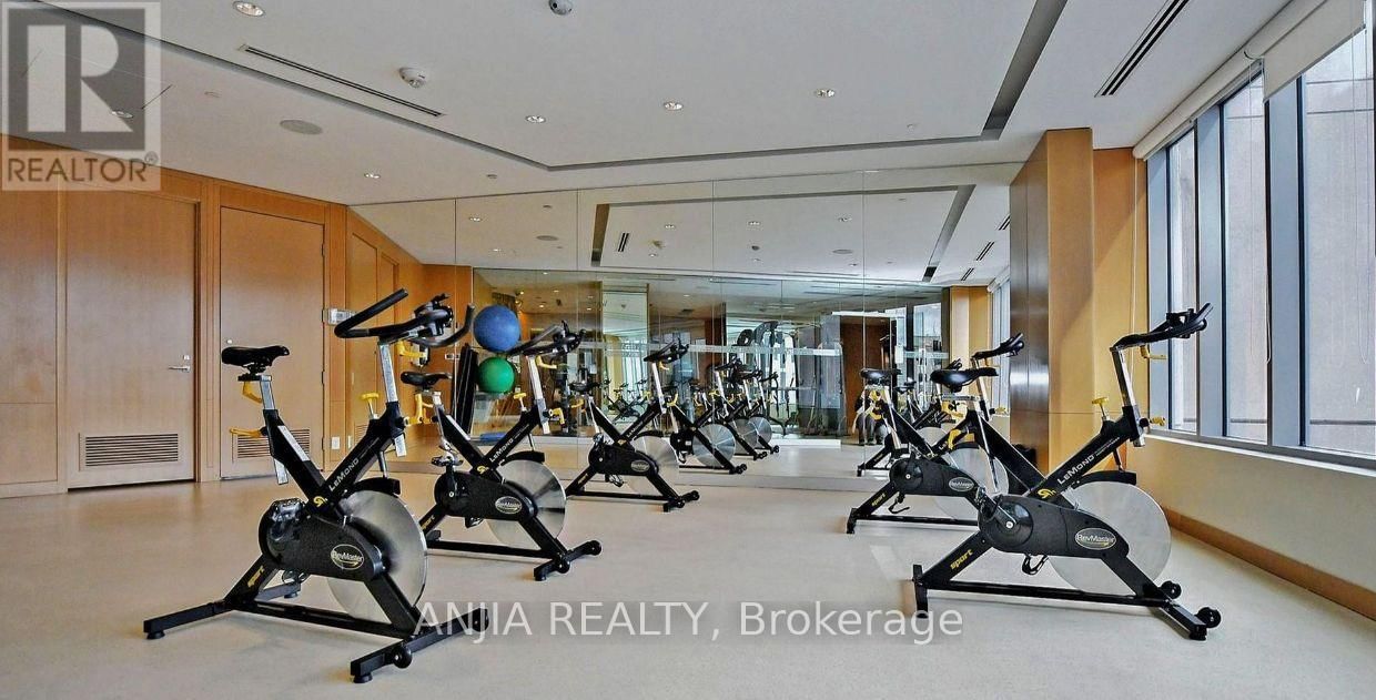 1330 - 120 HARRISON GARDEN BOULEVARD Image 26