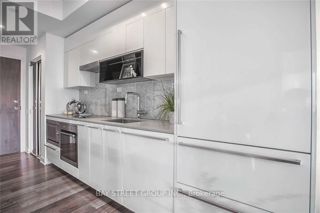 810 - 90 QUEENS WHARF ROAD Image 11