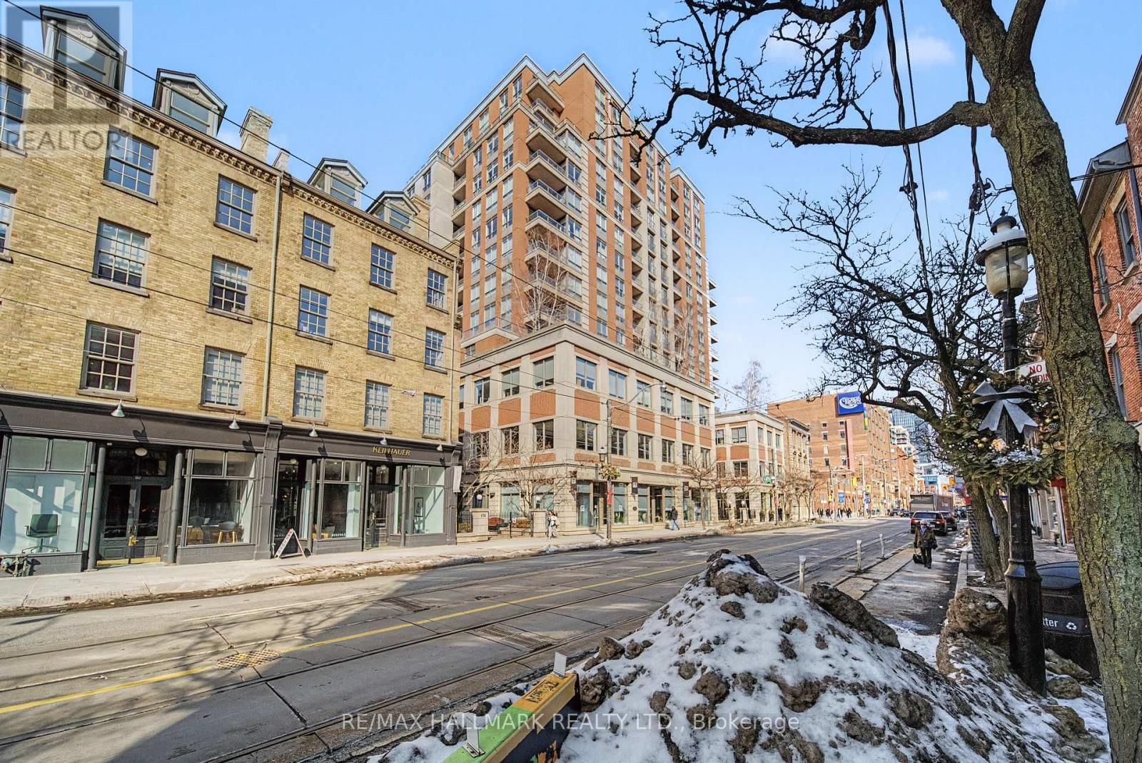 614 - 168 KING STREET EAST Image 32