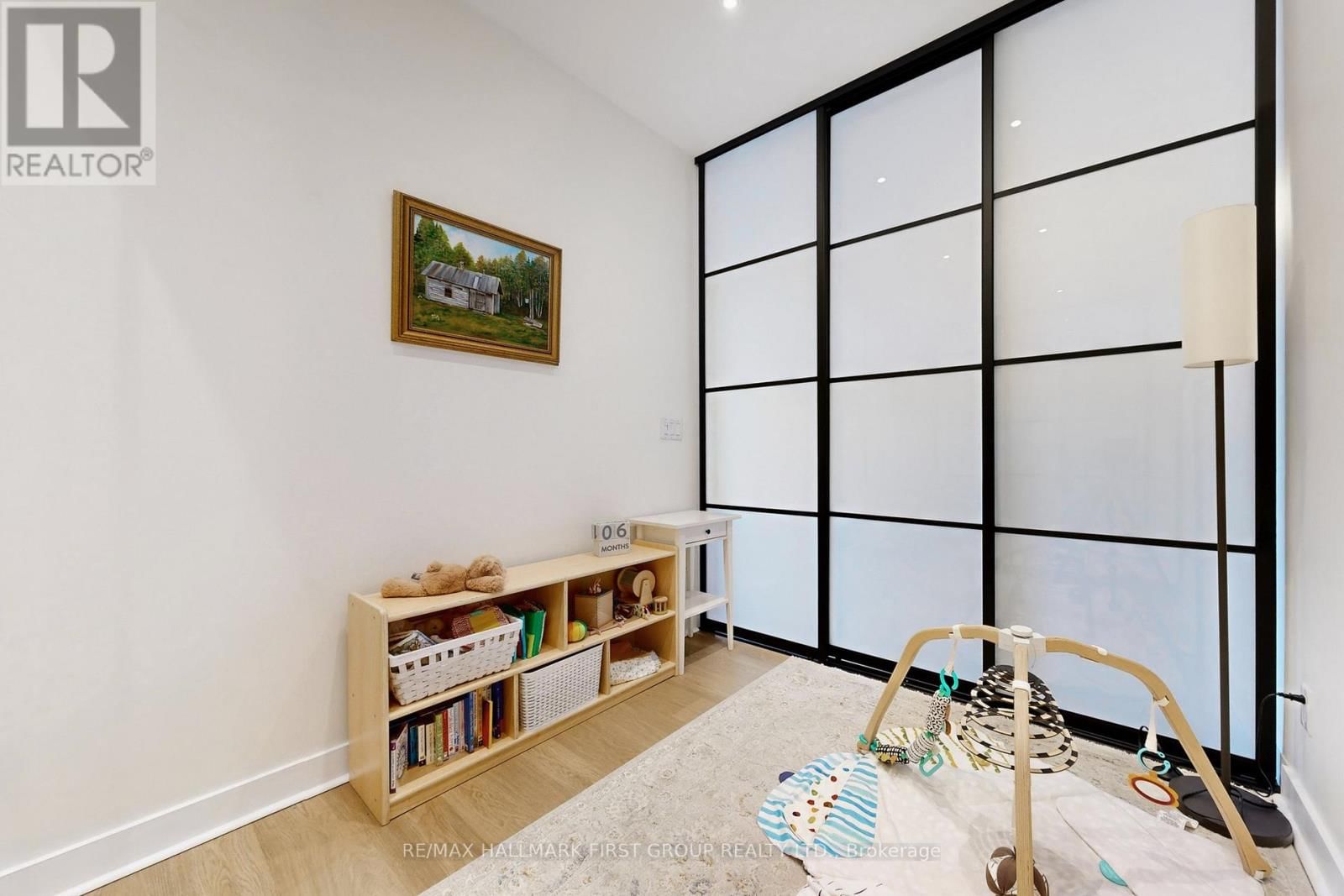 127 - 120 DALLIMORE CIRCLE Image 18